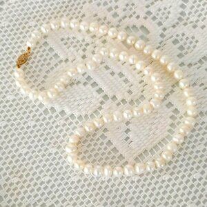 14K Gold Freshwater Pearl Necklace 18"